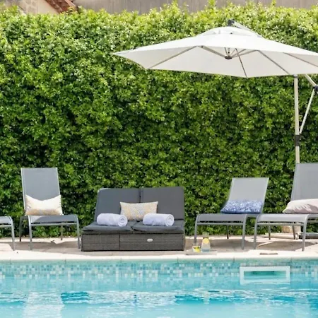L'oasis Du Rhone & Piscine Privee Villa